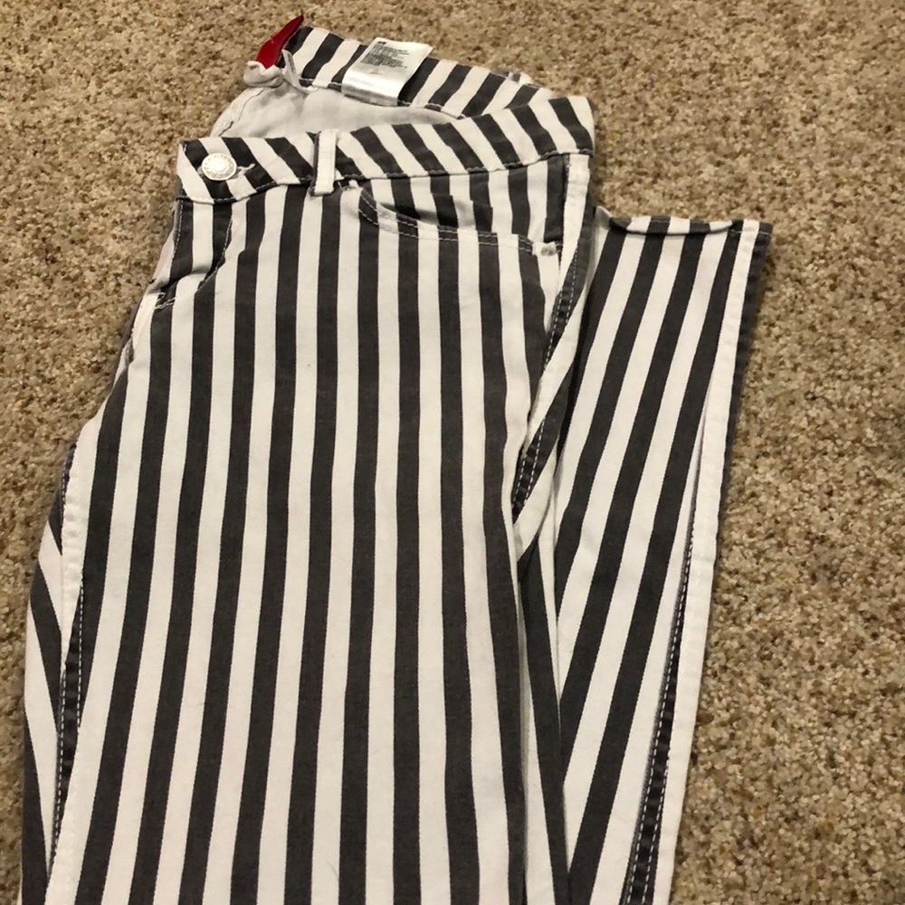 Women’s H&M Stripe skinny jean